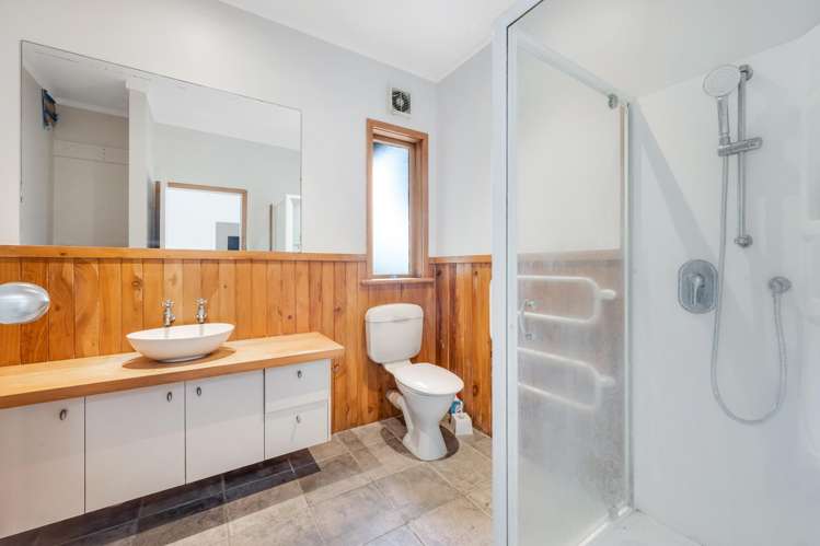 247 Broomfields Road Whitford_32