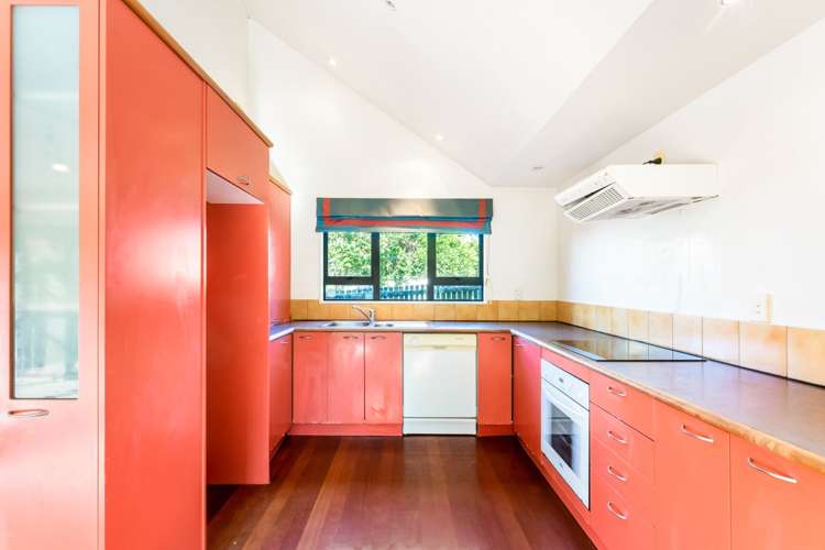 2/34 Owairaka Avenue Mount Albert_6