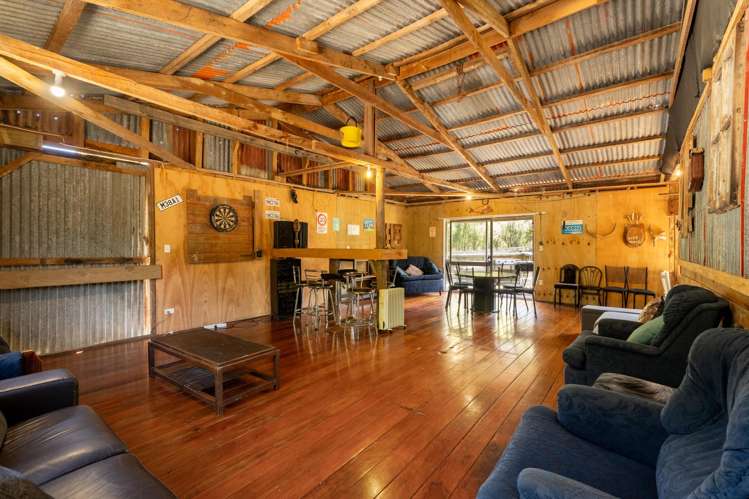 998 Thames Coast SH25 Road Thames_20