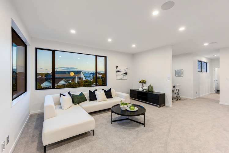 18 Tuatini Place Long Bay_14