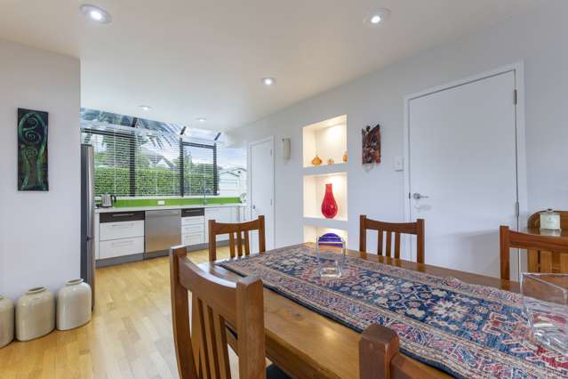 2/1a Queensway Three Kings_2