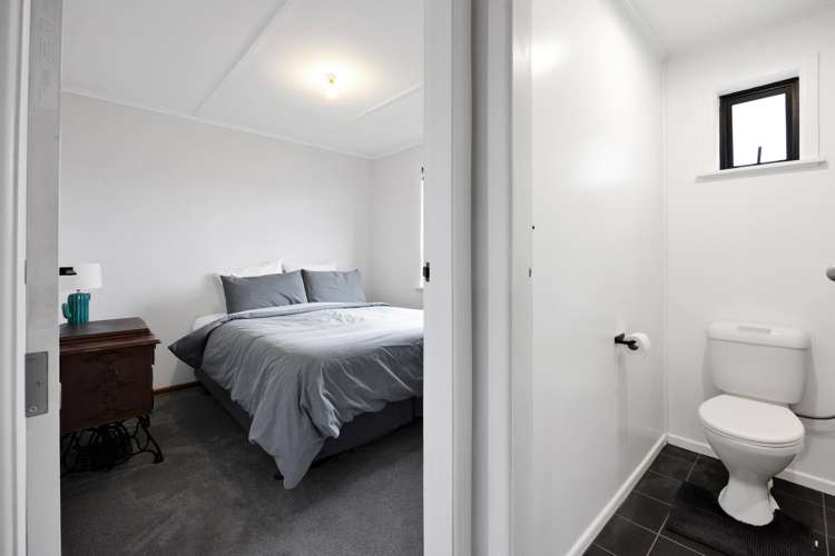 70 Cloten Road Stratford_22