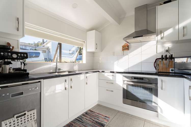 48b Cortina Avenue Johnsonville_6