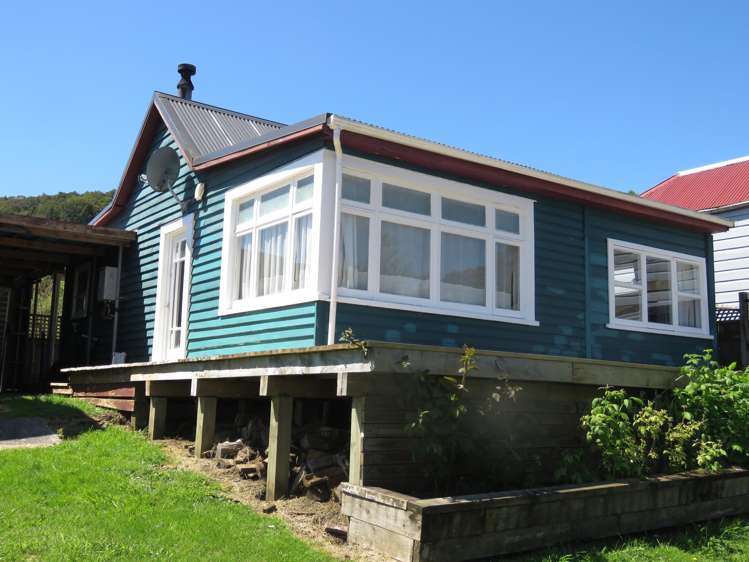 5 Herald Street Reefton_5