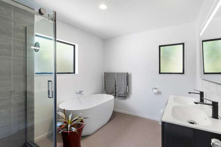 2/206 Rangatira Road Beach Haven_15