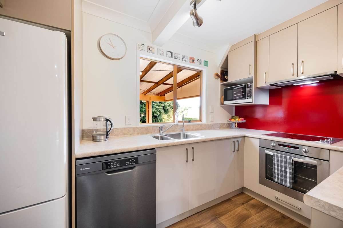 2/47 John Downs Drive_1