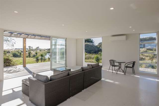 43 Reay Mackay Grove Waikawa Beach_4