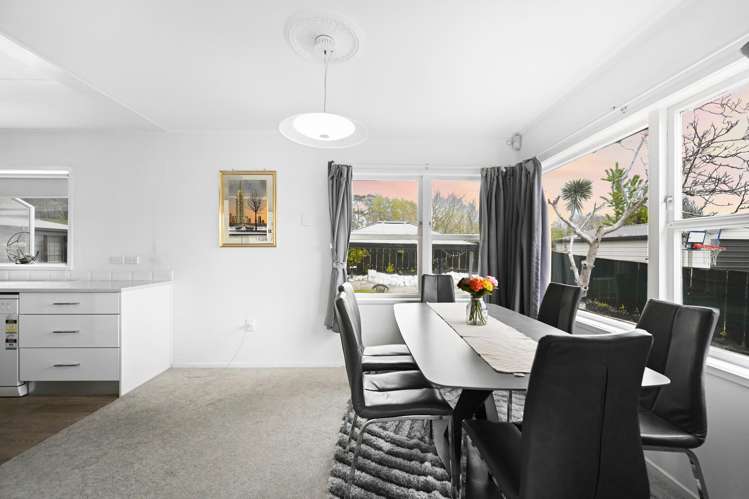 59 Resthill Crescent Glenview_6