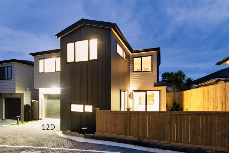 12 Karo Place Glendene_19