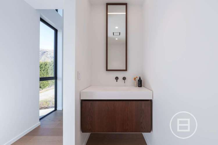 63A West Meadows Drive Wanaka_19