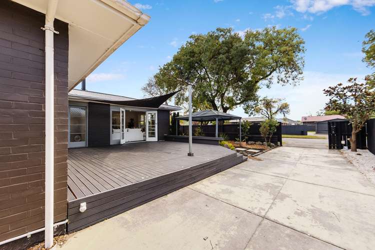 47 Carters Road Aranui_17