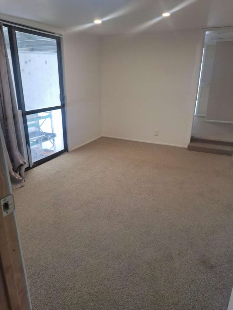 13/9 Westech Place Glen Eden_17