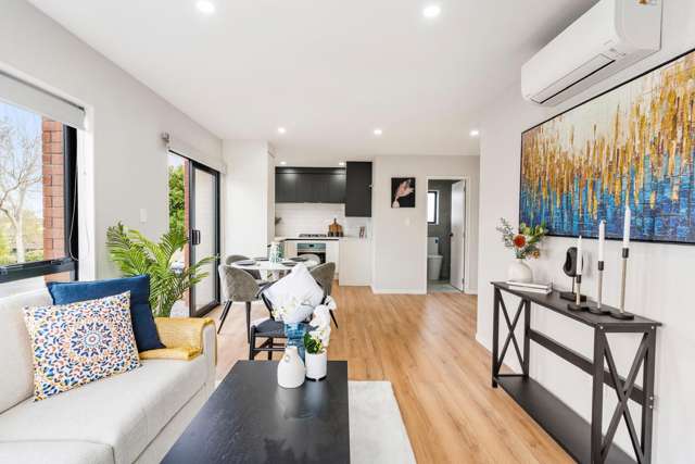 43D Mirrabooka Avenue Botany Downs_1