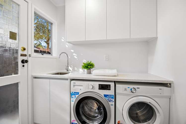 16c Cairngorm Place Highland Park_13