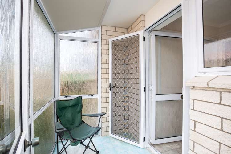 2/17 Whiteley Street Moturoa_22