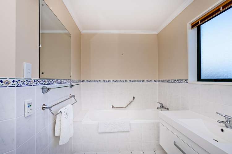 23 Glenroy Park Drive Waikiwi_26