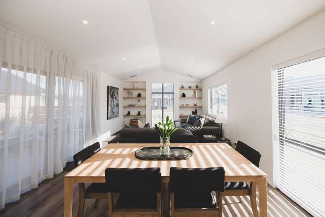 1 Pinn Street Lake Hawea_4