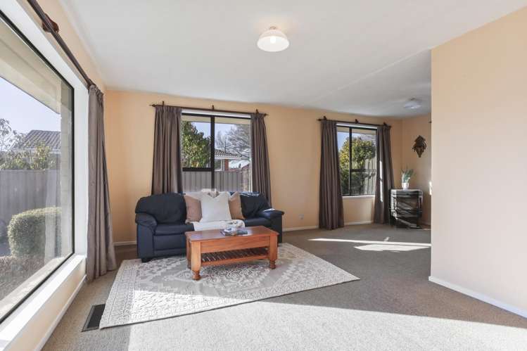 3 Manson Place Russley_1