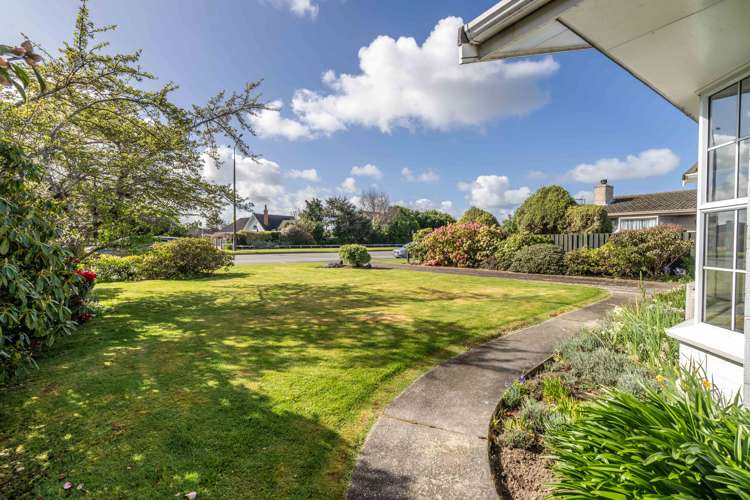 494 Queens Drive Rosedale_12