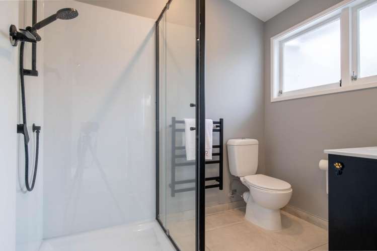 1/5 Gull Lane Mairangi Bay_14