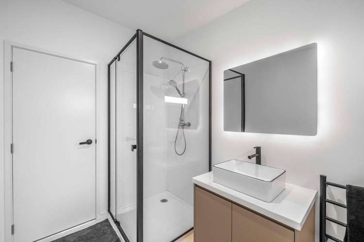 37 Jenkin Street Strathern_12