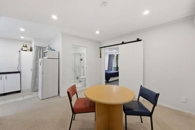 2/149 Colwill Road Massey_34