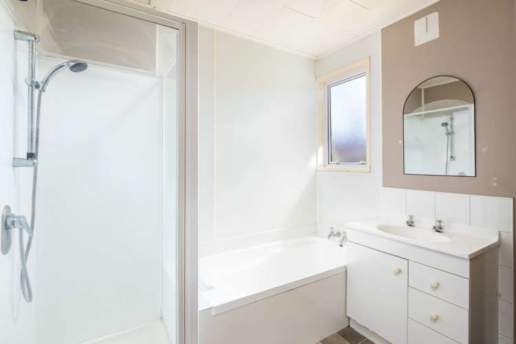 16b Te Mete Terrace Merrilands_13