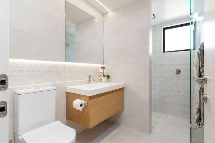 52B Innes Road Saint Albans_11