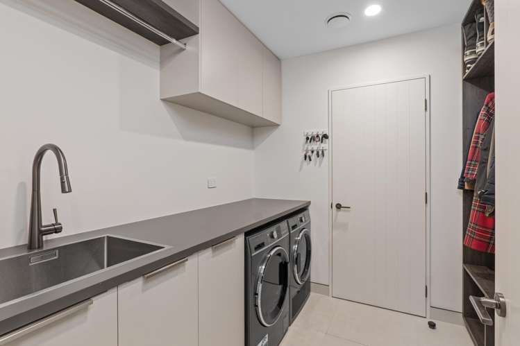 1 Burnett Lane Lincoln_17