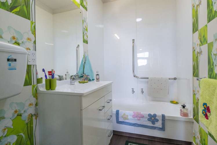 9 Toronto Street Gore Surrounds_11