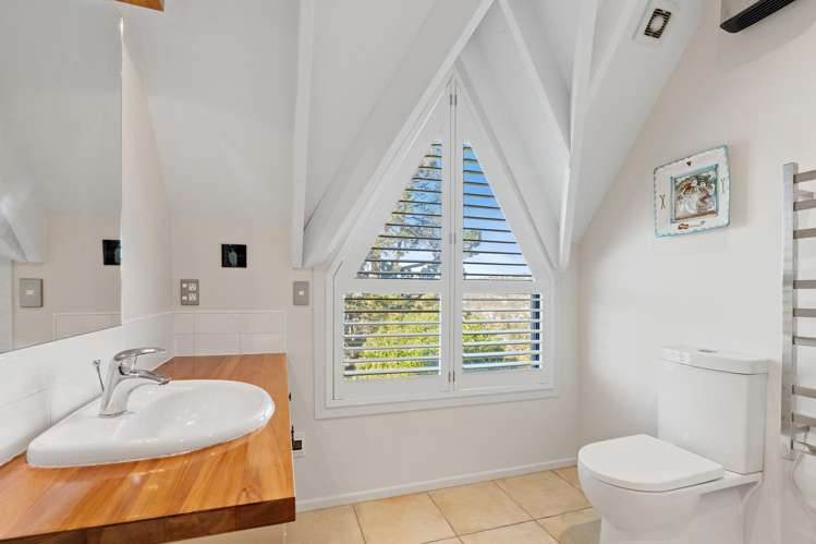 10 Tuawera Terrace Clifton_24