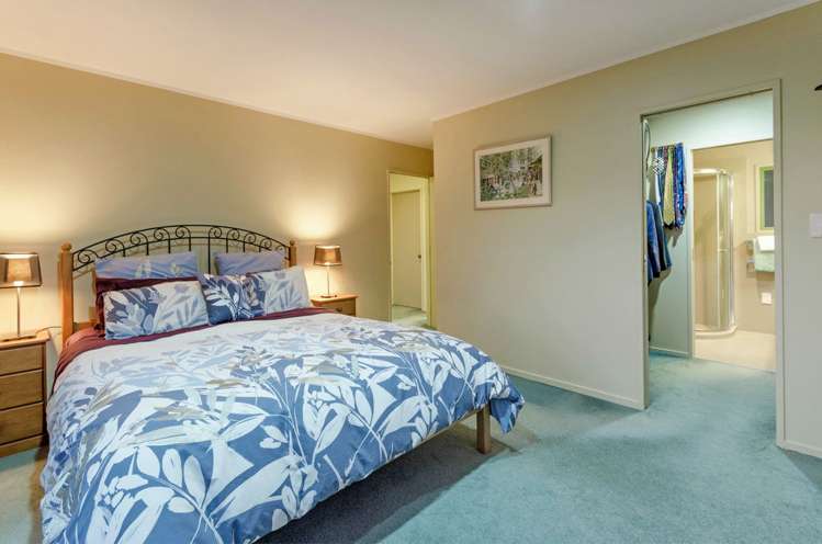 15 Brookdale Road Paremoremo_8