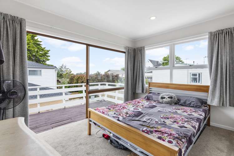 1 Christina Avenue Te Atatu South_10