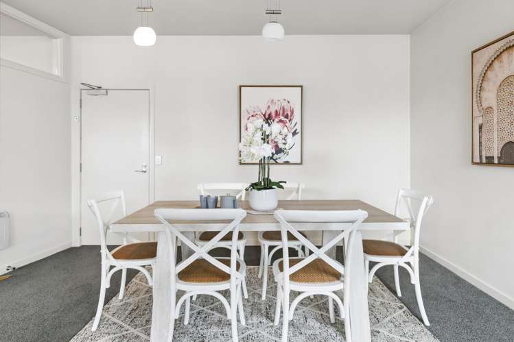 8/125 Thorndon Quay Pipitea_8