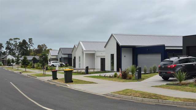 AFFORDABLE BEACHSIDE LIVING