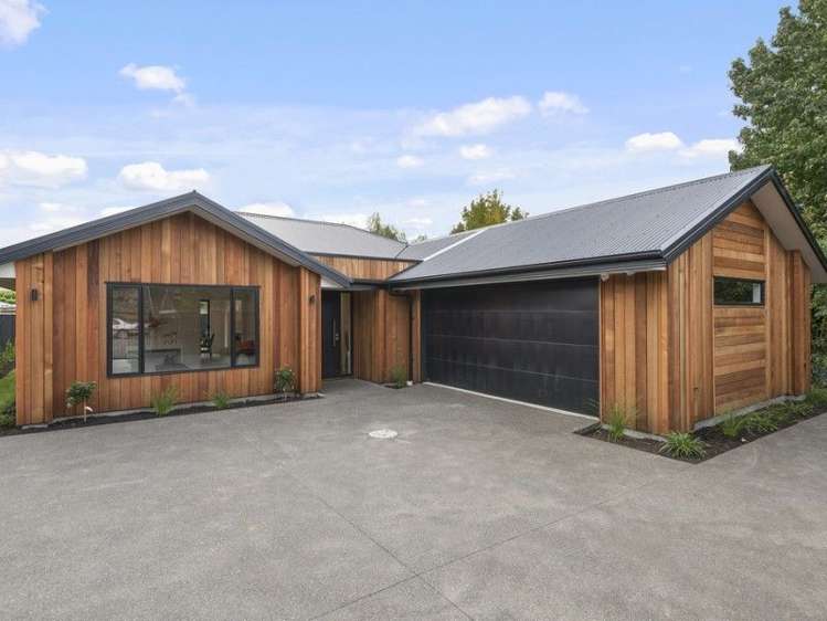 8 Gunns Crescent Cashmere_0