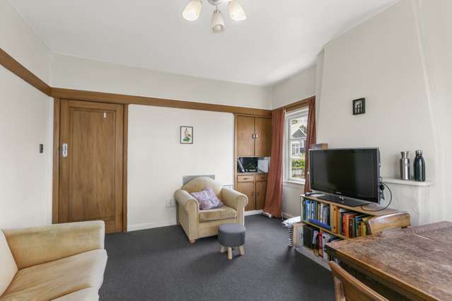 7/4 Oak Park Avenue Te Aro_1