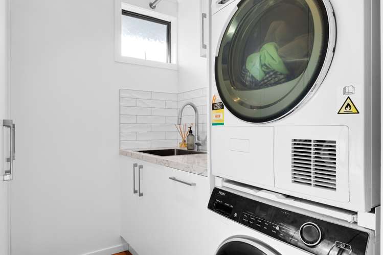 1/16 Penton Road Stanmore Bay_22