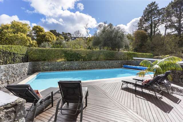 136 Attwood Road Paremoremo_2