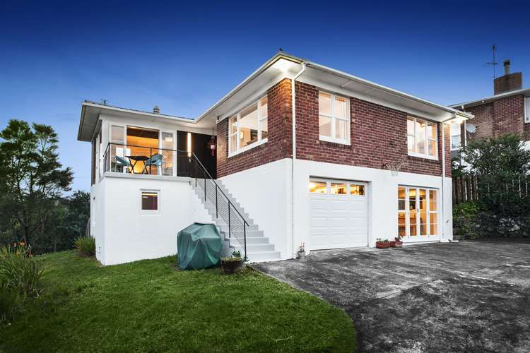 8 Fairmount Road Titirangi_0