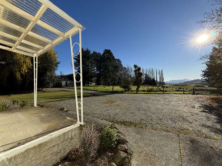 563 Caroline Valley Road Lumsden Surrounds_12