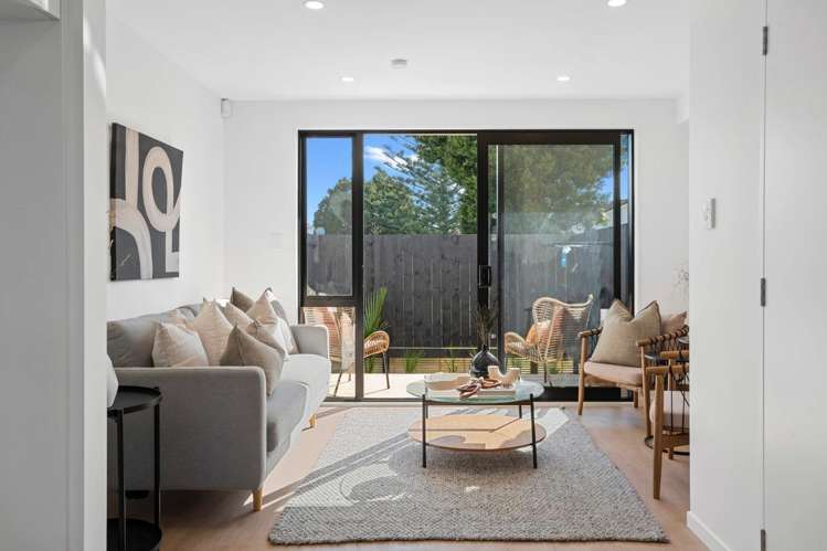 5/3 Derrett Place 1712_3