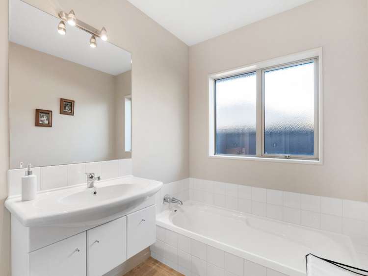 16 Heathridge Place Lincoln_26