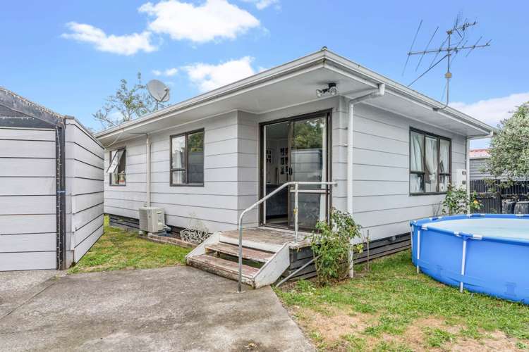 2/12 President Avenue_0