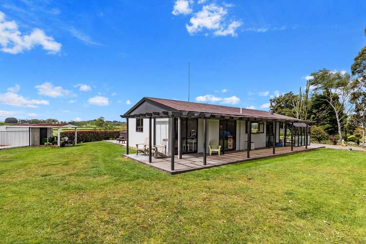 1316 Kakaramea Road Ngahinapouri_18