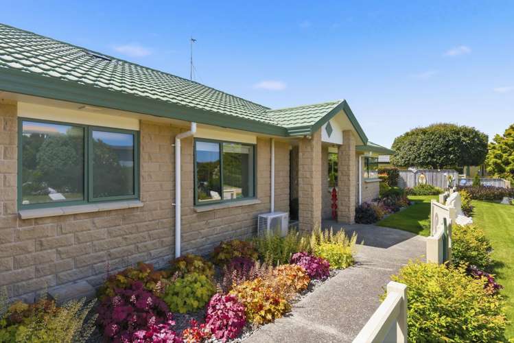 100 Milne Drive Paraparaumu_30
