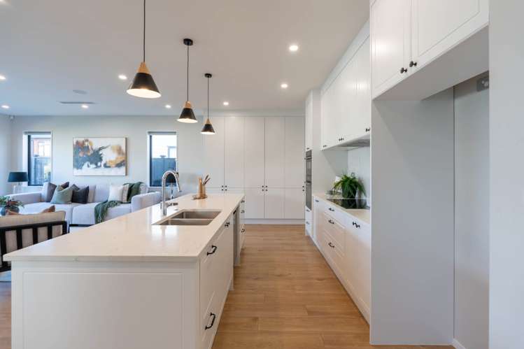 20 Headsail Drive Long Bay_9