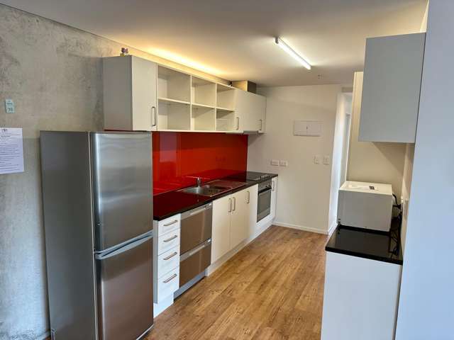  8/2 Torrens Terrace Mount Cook_1