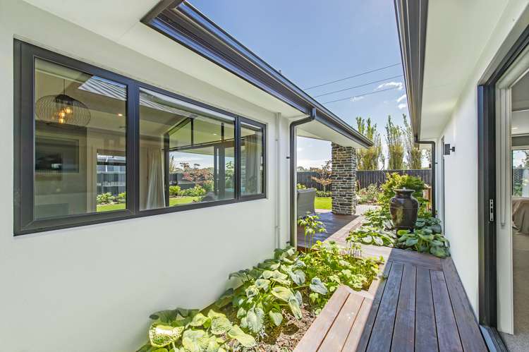 16 Vitalia Crescent Lincoln_22