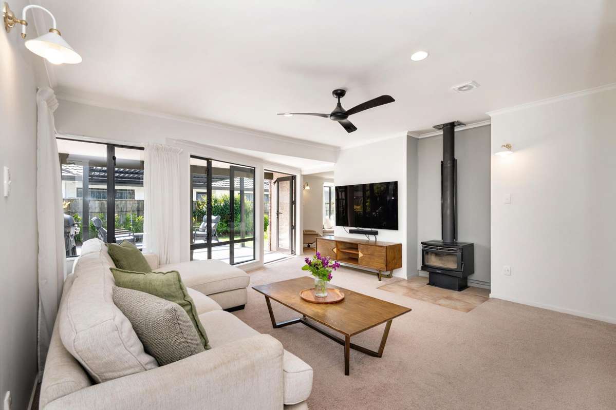 8 Bishops Close_5